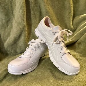 Skechers White Athletic Shoes